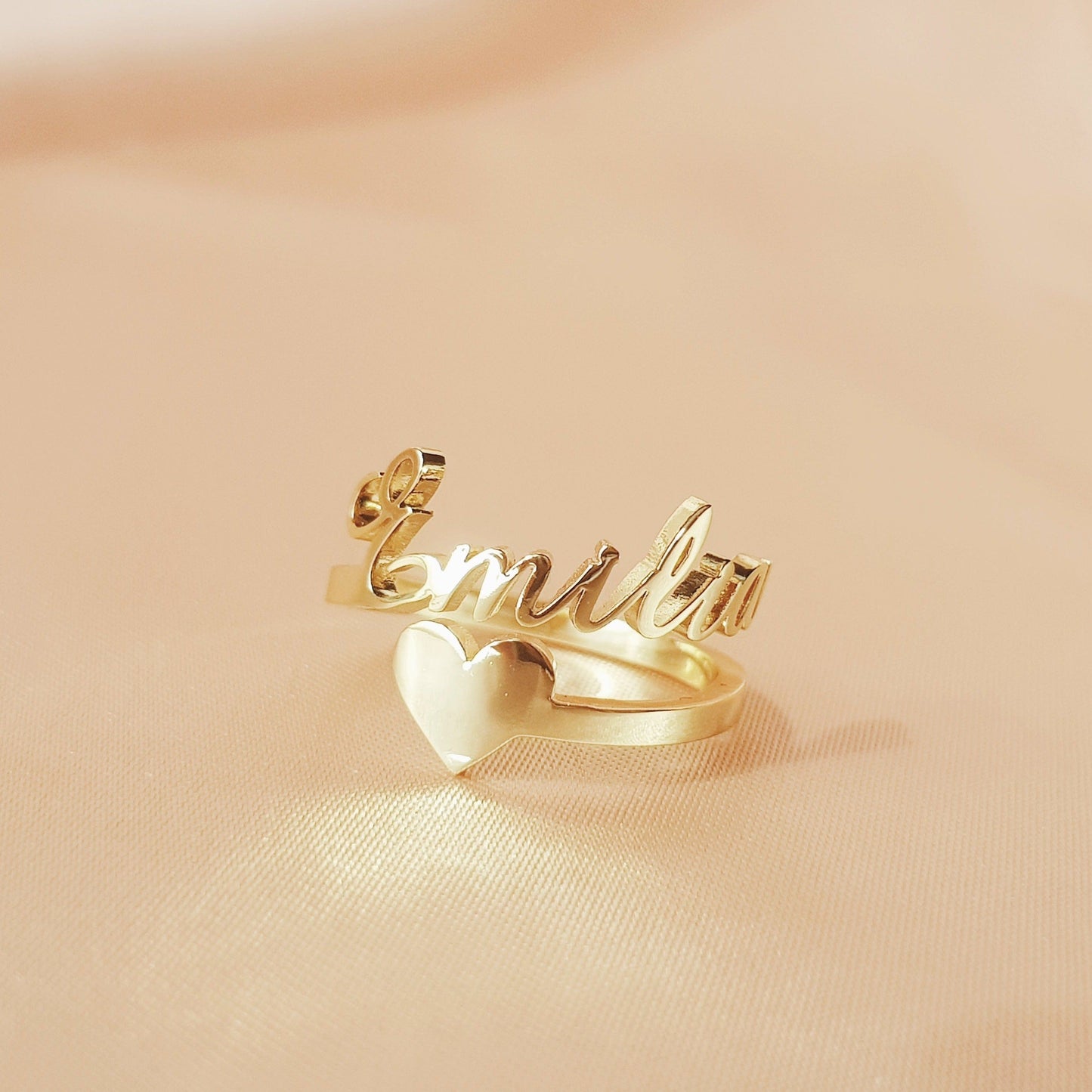 AntiqueAccesories PERSONALIZED Single Name Heart Ring, 18k Gold