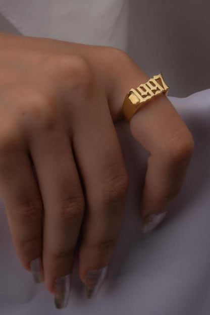 Baebie Gothic Date Ring