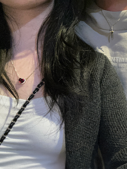 LoveKnight Necklace – A Symbol of Eternal Protection & Love